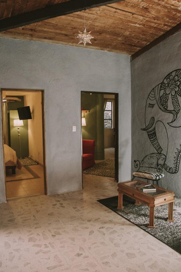 Casa Los Naranjos Альенде Экстерьер фото