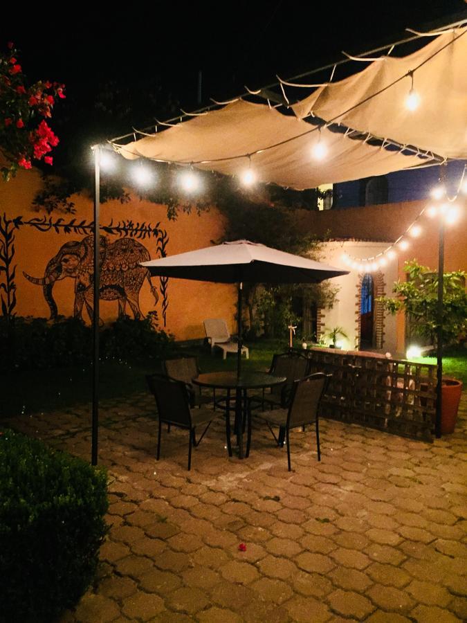 Casa Los Naranjos Альенде Экстерьер фото